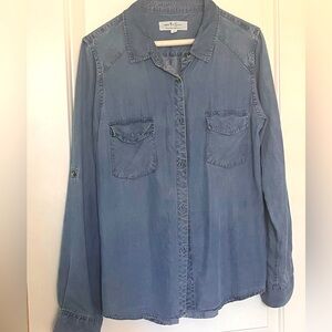 Thread & Supply Light Blue Denim Shirt Size L